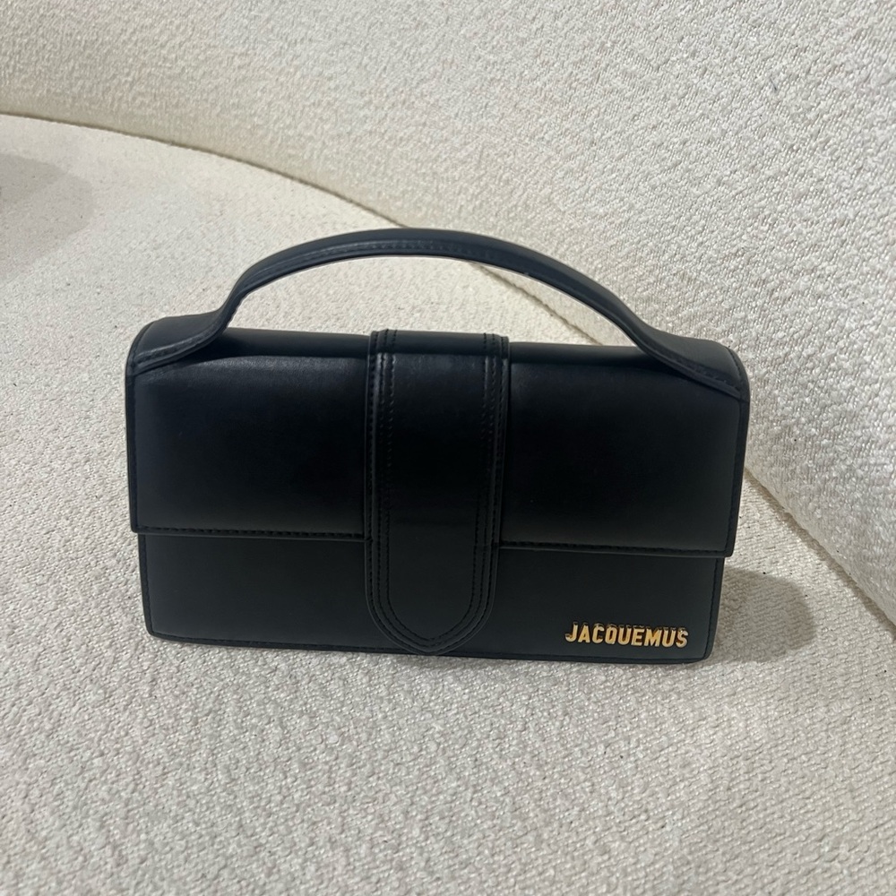 100% AUTHENTIC Jacquemus Le grand Bambino Bag with Crossbody Strap